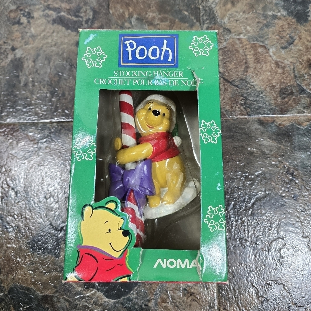 Disney noma Winnie the pooh candy cane stocking hanger